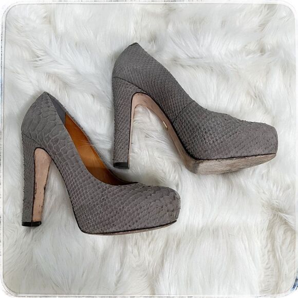 Pour la Victoire heels - Picture 3 of 7